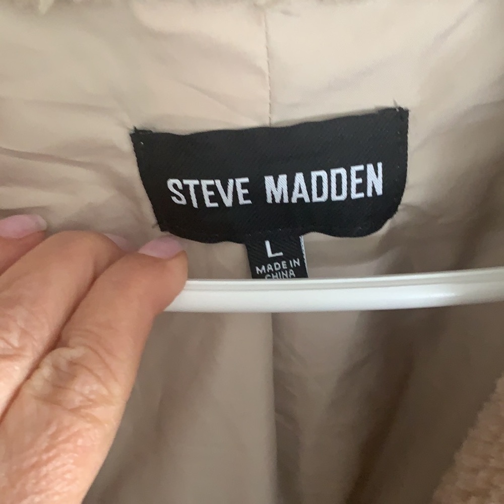 Coat - Picture 2 of 5